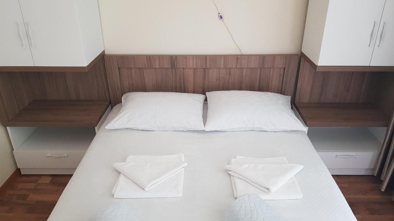 Hotel Captain Gonio Esterno foto